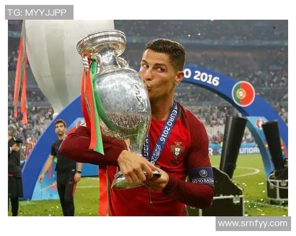 维多利与帕梅拉斯的激烈对决揭示足球战术的精彩与魅力 维多利与帕梅拉斯的激烈对决揭示足球战术的精彩与魅力